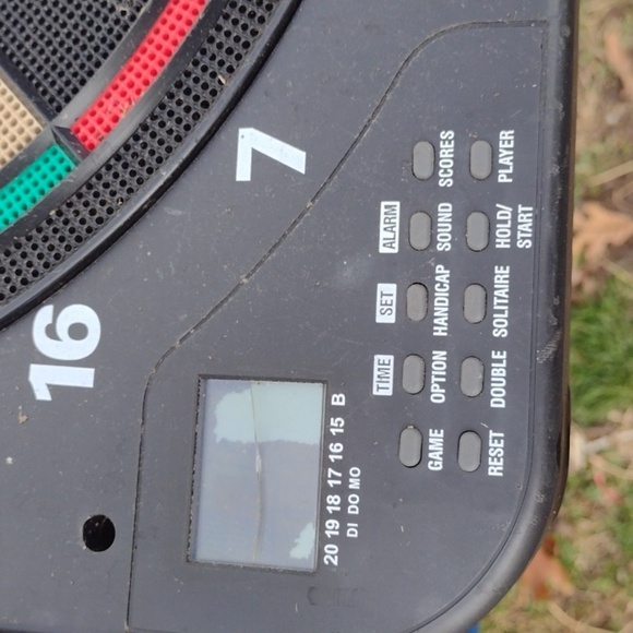 Electronic Dartboard with LED Display - Black - Picture 2 of 5